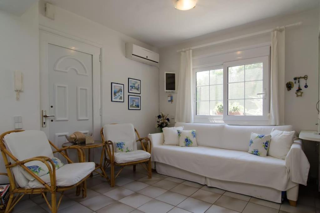 הוילה פלוגיטה Wonderful House With Private Garden מראה חיצוני תמונה