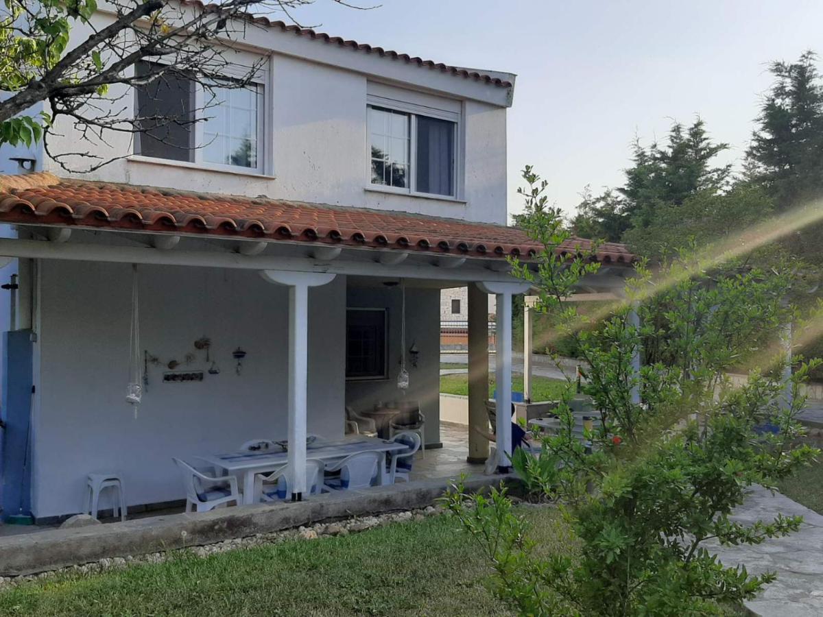 הוילה פלוגיטה Wonderful House With Private Garden מראה חיצוני תמונה
